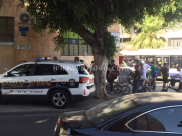 بالصور: سيدة يهودية تحاول الانتحار وسط مدينة يافا 